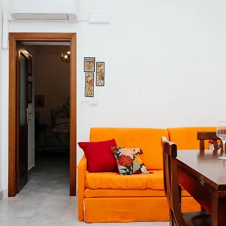 Casa Vacanze Petronia-by Faendho Holiday home